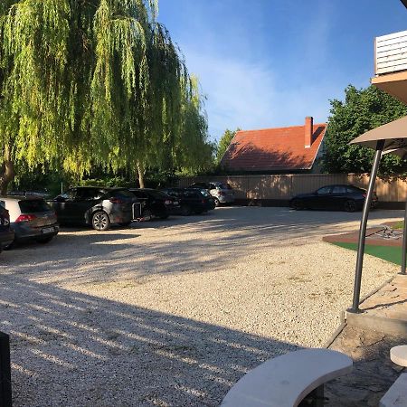 City Apartman Balatonföldvár Екстериор снимка