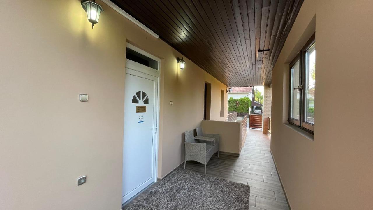 City Apartman Balatonföldvár Екстериор снимка