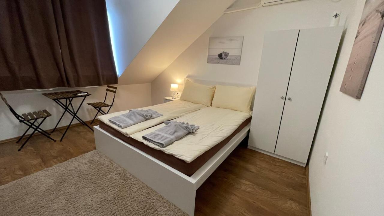 City Apartman Balatonföldvár Екстериор снимка