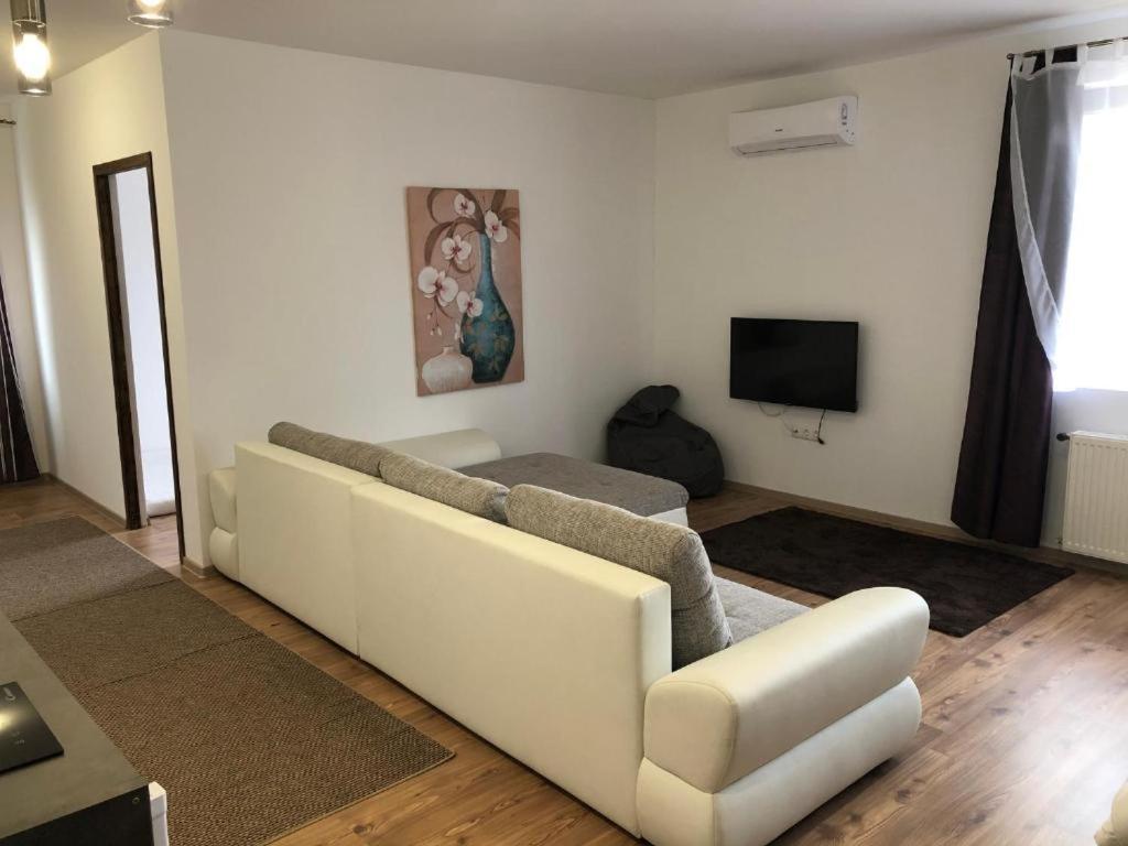 City Apartman Balatonföldvár Екстериор снимка